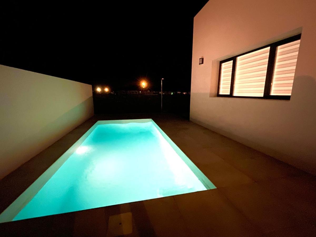 Villa Vulcano Uga Exterior foto